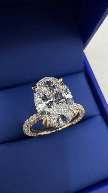 When the client says they want their ring covered in diamonds… we know exactly how to deliver 💛💎👏🏼

Ring deets 👇🏼
💍 3.58 oval cut diamond center stone
💍 14K yellow gold setting
💍 Pave diamonds on all sides of band 

Style number: 5058979