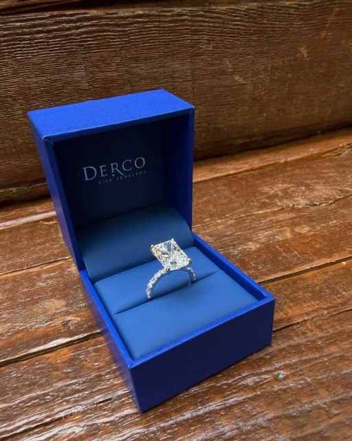 Manifesting this for you all β¨ππ§πΌββοΈππ«§πͺ·
Style number: 5040445