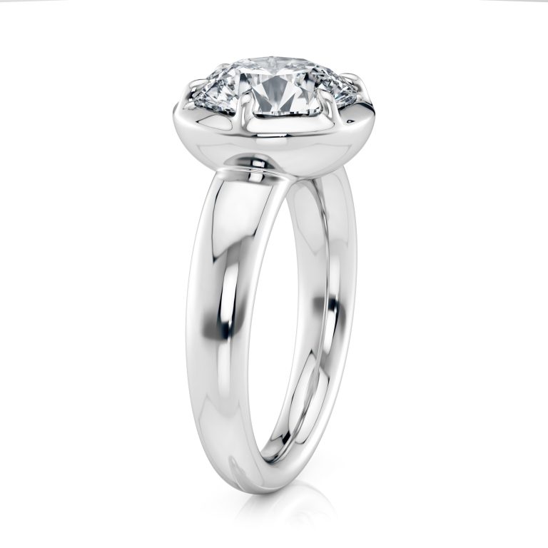 18k white gold bold 6 prong ring with round shape diamond