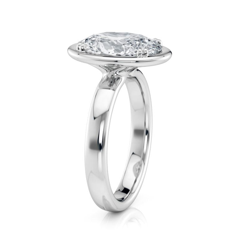 14k white gold bold hybrid bezel oval engagement ring with double claw prongs with oval shape diamond